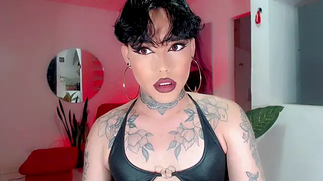 Snapshot of little_star_porn chatting on November 27, 3:30 am little star porn online show from November 27, 3:30 am