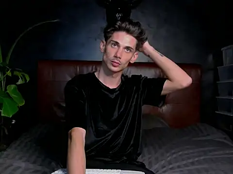 DanielCrush1 online show from October 3, 6:38 pm