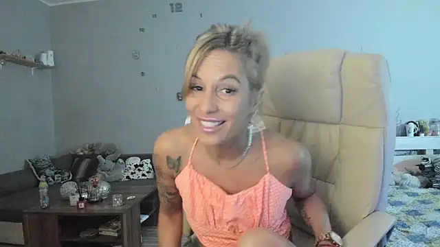 Snapshot of Orchideaxx chatting on March 2, 1:58 am Orchideaxx online show from March 2, 1:58 am