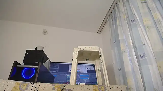 eolicasex online show from March 2, 12:54 pm