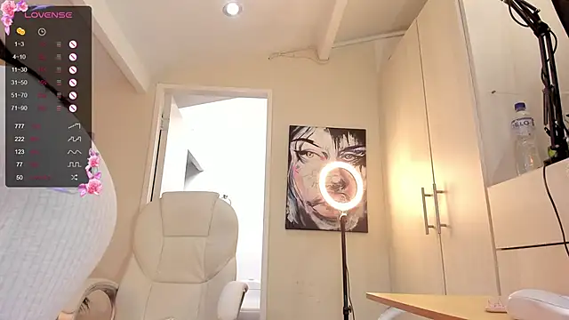 catalinasaiz online show from December 28, 2:10 pm