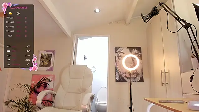 catalinasaiz online show from February 3, 1:51 pm