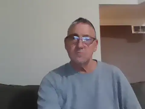 takeitall101 online show from December 3, 12:24 am