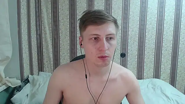 darienlarge online show from March 12, 6:11 pm