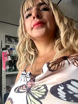 sammyqueenx21 online show from October 3, 3:31 pm