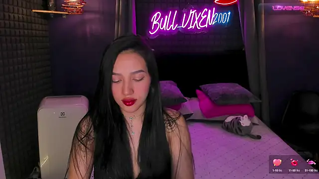 bull vixen2001 online show from October 4, 11:52 am