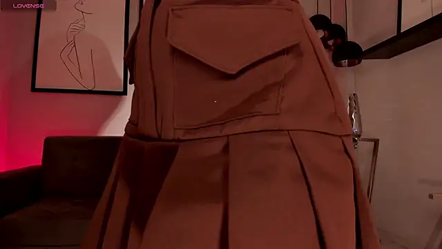 ErikaBenz  online show from March 13, 12:35 pm