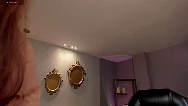 ErikaBenz  online show from October 12, 12:15 pm