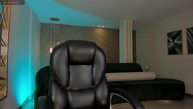 ErikaBenz  online show from November 10, 12:04 pm