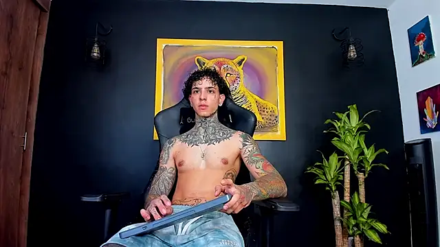 Aron ford online show from January 8, 8:39 pm