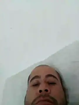 Snapshot of Tudulce07jop chatting on November 9, 10:41 pm Tudulce07jop online show from November 9, 10:41 pm