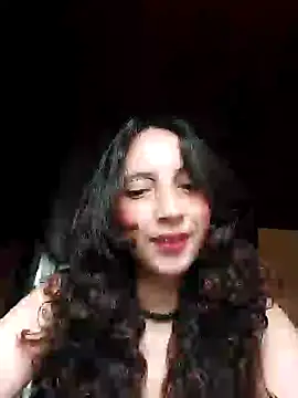 Snapshot of _Laary chatting on December 24, 9:22 pm Laary online show from December 24, 9:22 pm