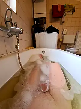 toeloverlive online show from February 3, 9:41 am