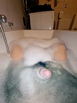 toeloverlive online show from November 25, 7:36 pm