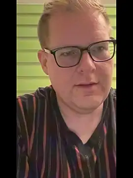 AnnualSunrise online show from October 7, 8:28 pm