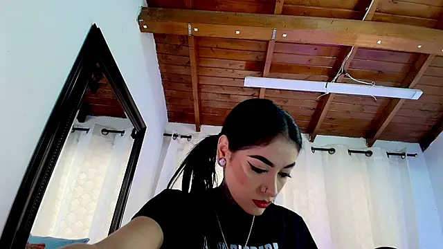 danna berlin  online show from February 22, 7:14 pm