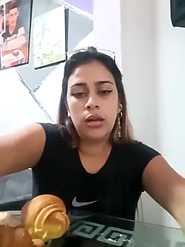 Latina sexy1 online show from February 18, 3:21 pm