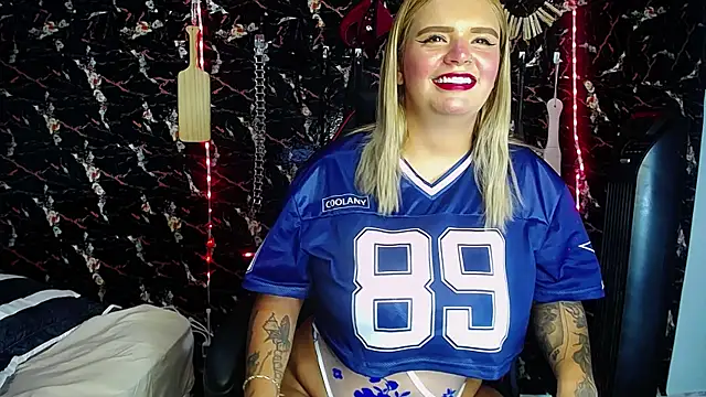 mia boobs hot online show from September 29, 9:30 pm