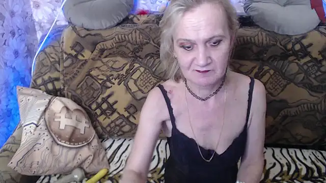 Snapshot of MissBekker chatting on January 30, 6:21 pm MissBekker online show from January 30, 6:21 pm