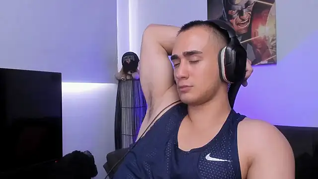 AlexRivera6 online show from December 17, 7:59 pm