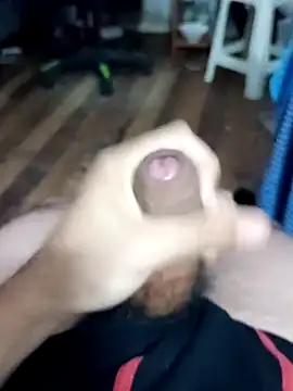 Snapshot of rodovlaz chatting on February 20, 5:23 am rodovlaz online show from February 20, 5:23 am