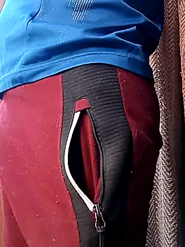 Snapshot of rodovlaz chatting on March 21, 3:02 pm rodovlaz online show from March 21, 3:02 pm