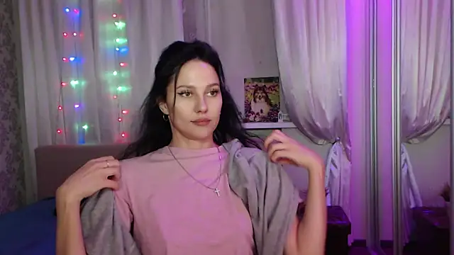 Snapshot of Zlata888 chatting on October 15, 4:40 pm Zlata888 online show from October 15, 4:40 pm