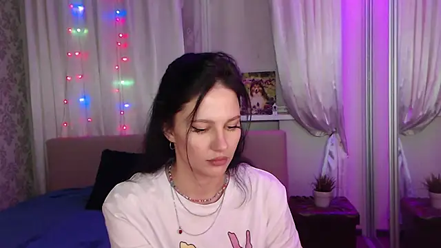 Snapshot of Zlata888 chatting on November 9, 3:54 pm Zlata888 online show from November 9, 3:54 pm