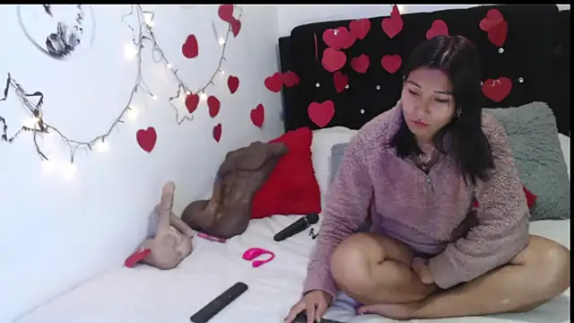 Sofynix online show from February 15, 1:38 pm