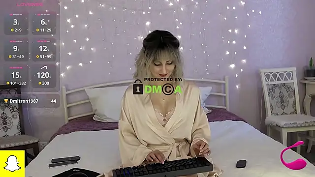 Snapshot of --SUCCESS-- chatting on March 8, 11:27 am --SUCCESS-- online show from March 8, 11:27 am