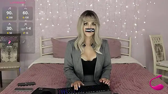 Snapshot of --SUCCESS-- chatting on September 20, 4:30 pm --SUCCESS-- online show from September 20, 4:30 pm