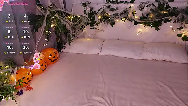 Elfa Mirielle online show from November 1, 6:04 am