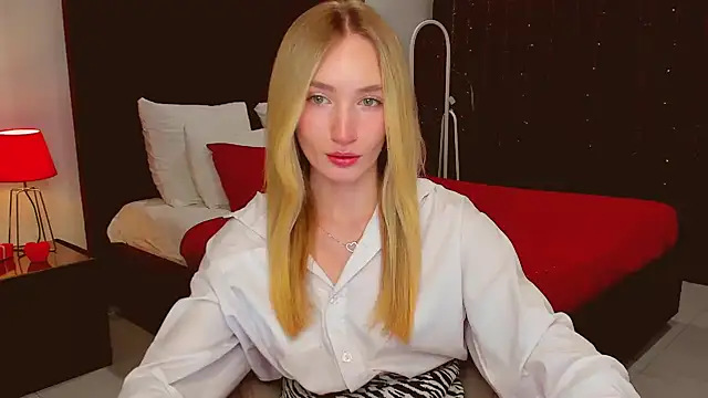 Snapshot of bella__rose chatting on January 21, 7:17 pm bella rose online show from January 21, 7:17 pm