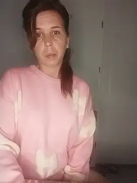 loveis007 online show from September 24, 8:45 pm