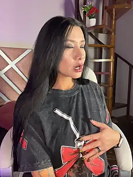  kelly hous36 online show from February 24, 6:47 pm