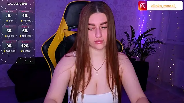 Elishka  online show from December 8, 5:01 pm