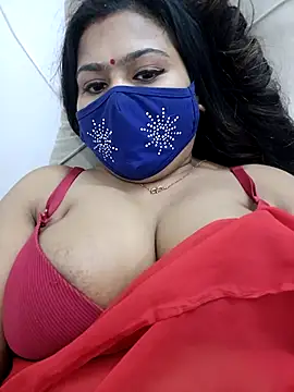 Snapshot of cutee__crazy chatting on February 23, 4:35 pm cutee crazy online show from February 23, 4:35 pm