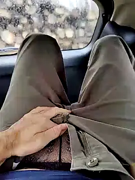 Snapshot of Boring_one chatting on January 8, 10:48 am Boring one online show from January 8, 10:48 am