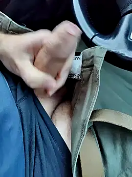 Snapshot of Boring_one chatting on January 13, 3:04 pm Boring one online show from January 13, 3:04 pm