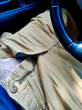 Snapshot of Boring_one chatting on September 26, 9:35 am Boring one online show from September 26, 9:35 am