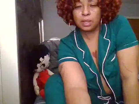 MSweetLindaParks online show from January 5, 4:58 am