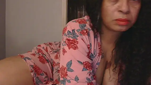 MSweetLindaParks online show from November 1, 11:29 pm