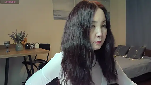 AvroraSakura online show from December 6, 11:11 am