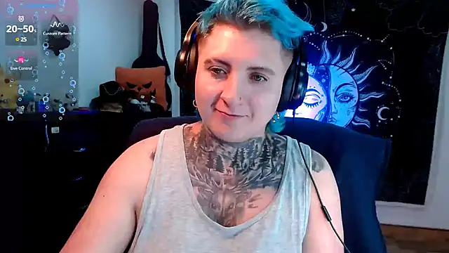 Snapshot of Marieblueeyes chatting on February 9, 9:16 am Marieblueeyes online show from February 9, 9:16 am