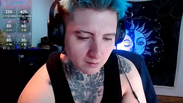 Snapshot of Marieblueeyes chatting on February 10, 1:03 am Marieblueeyes online show from February 10, 1:03 am