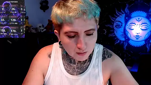 Snapshot of Marieblueeyes chatting on March 20, 2:29 am Marieblueeyes online show from March 20, 2:29 am