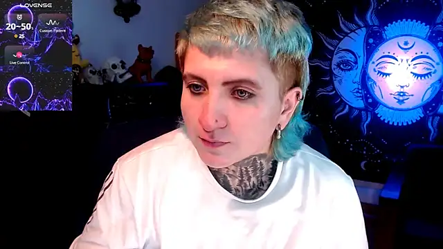 Snapshot of Marieblueeyes chatting on March 20, 8:42 am Marieblueeyes online show from March 20, 8:42 am