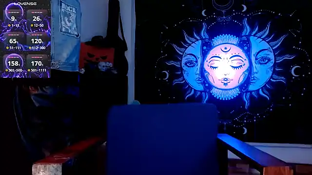 Snapshot of Marieblueeyes chatting on March 23, 1:42 am Marieblueeyes online show from March 23, 1:42 am