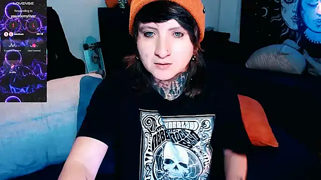 Snapshot of Marieblueeyes chatting on September 10, 2:44 am Marieblueeyes online show from September 10, 2:44 am