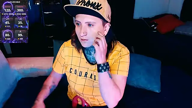 Snapshot of Marieblueeyes chatting on October 3, 3:14 am Marieblueeyes online show from October 3, 3:14 am